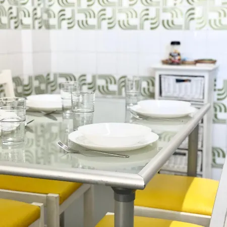 Apartamento Centrico Atico Vintage Con Vistas Al Mar En - Lazaga 7b *